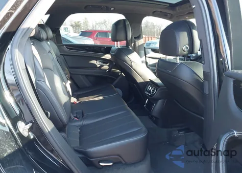 2018 Bentley Bentayga Activity Edition/Black Edition/Mulliner/Onyx Edition/W12 z USA, uszkodzony, nr VIN SJAAC2ZV6JC017909